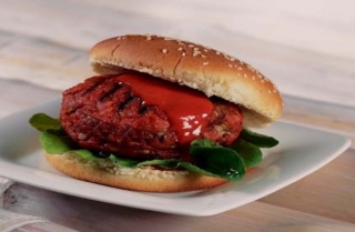 Hamburguesa de champiñones y chorizo
